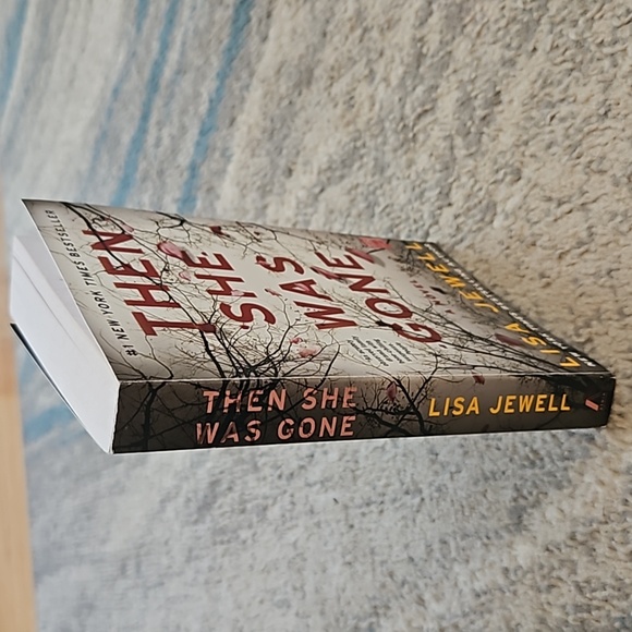 1/$7 or 2/$10 Then she was gone: A novel. By Lisa Jewell. Paperback - Picture 6 of 7